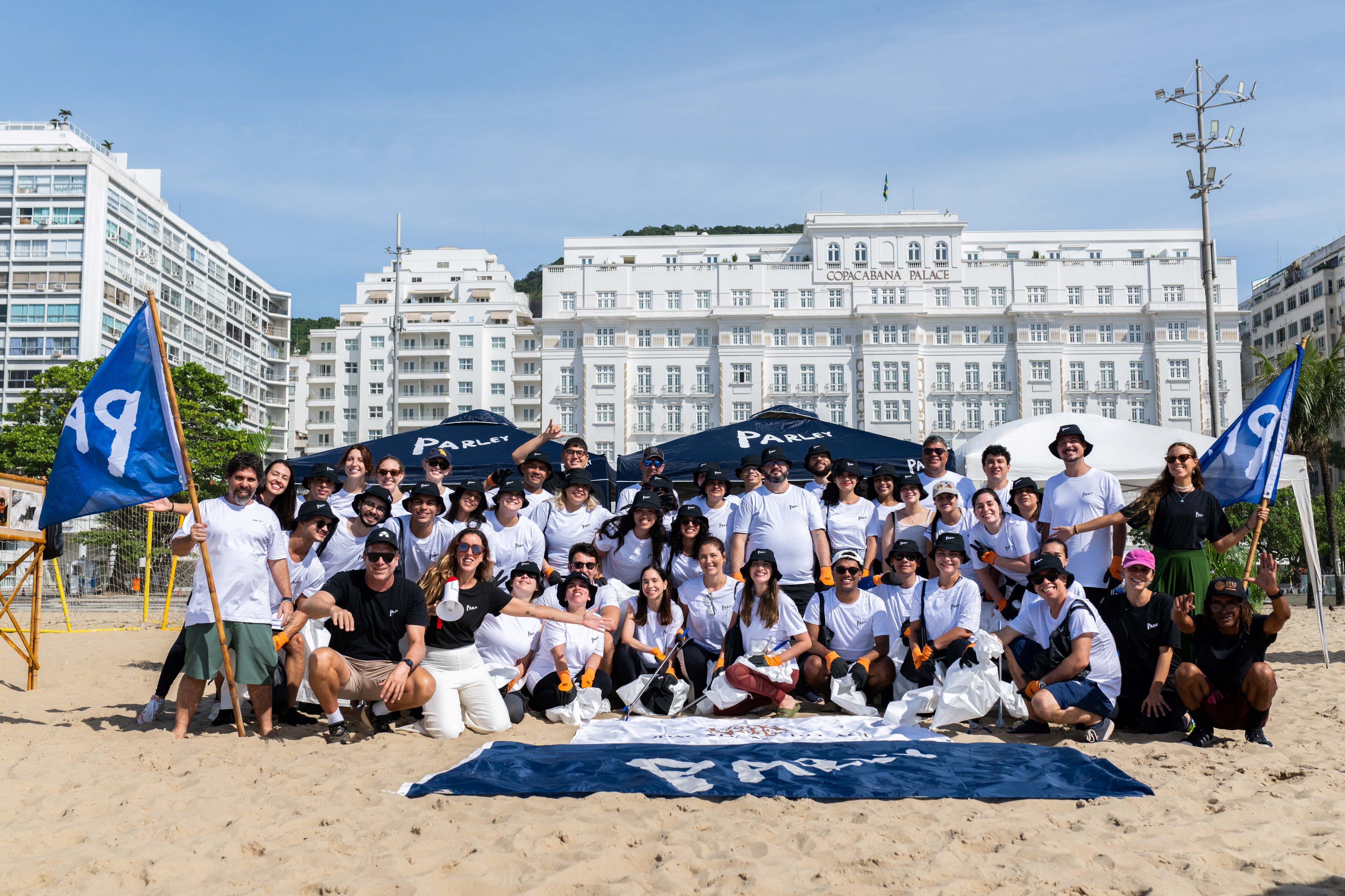 Parceria com organização ambiental promove conservação da vida marinha no Copacabana Palace